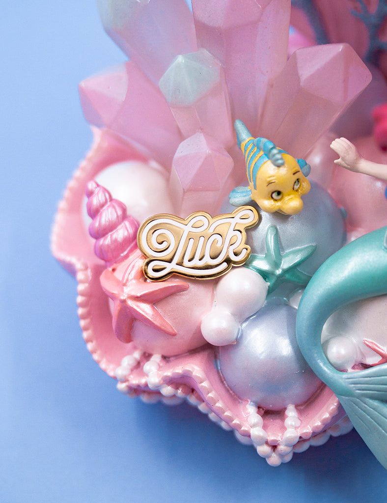 LUCK PIN